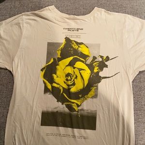 Cream Twenty One Pilots t shirt